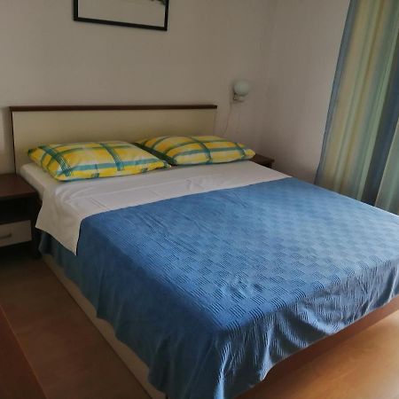 Apartmani Grgo Живогошче Экстерьер фото