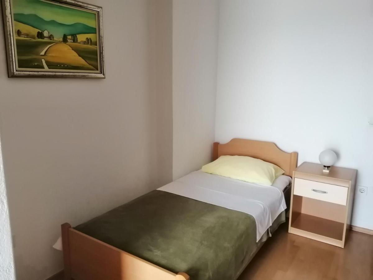 Apartmani Grgo Живогошче Экстерьер фото