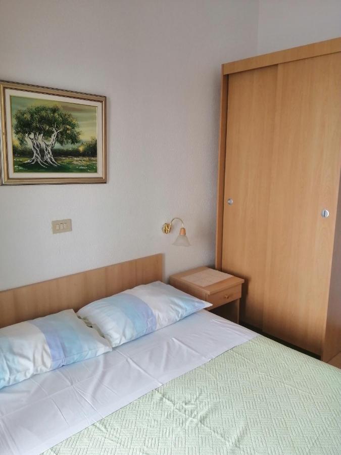Apartmani Grgo Живогошче Экстерьер фото
